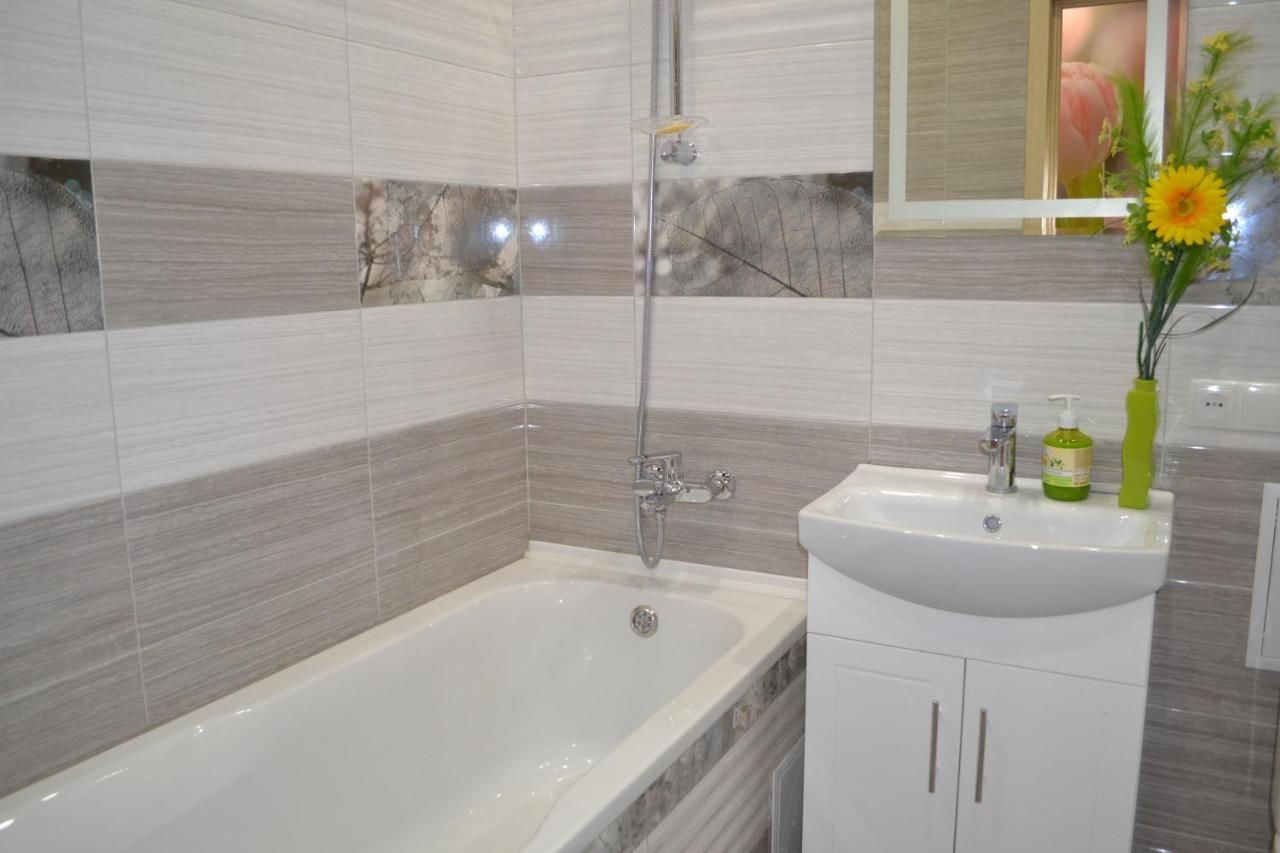 Апартаменты Apartment on Yuvilejnyj avenue Харьков-14